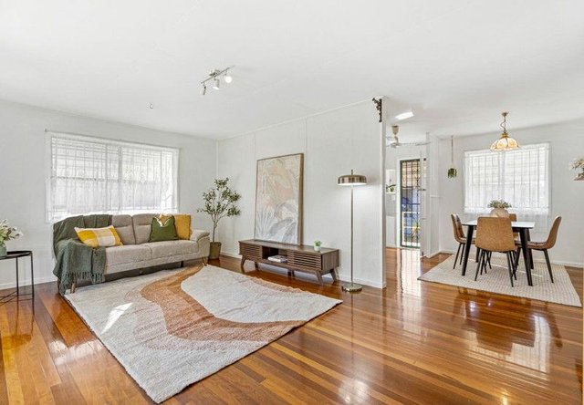 18 Laconia Street, QLD 4122