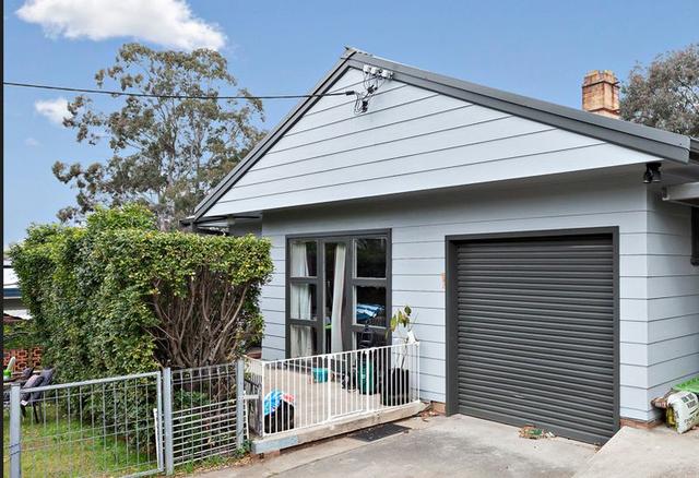 4A White Ave, NSW 2330