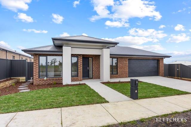 18 Thurling Parade, VIC 3350