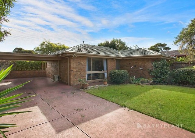 8 Graydon Court, VIC 3939