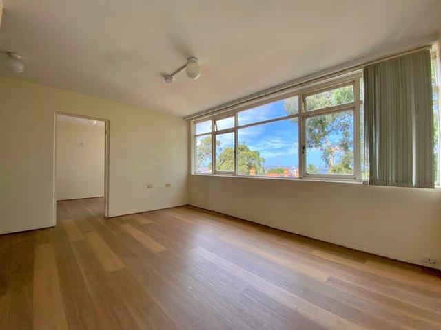 2/23 Thrupp Street, NSW 2089