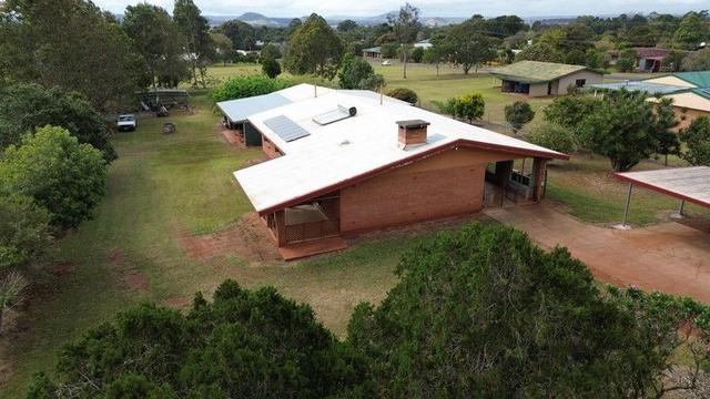 2 Mountain View Drive, QLD 4883