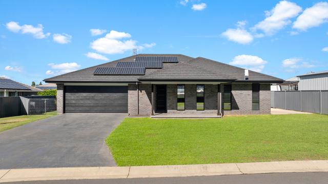 14 Rivertop Crescent, NSW 2460