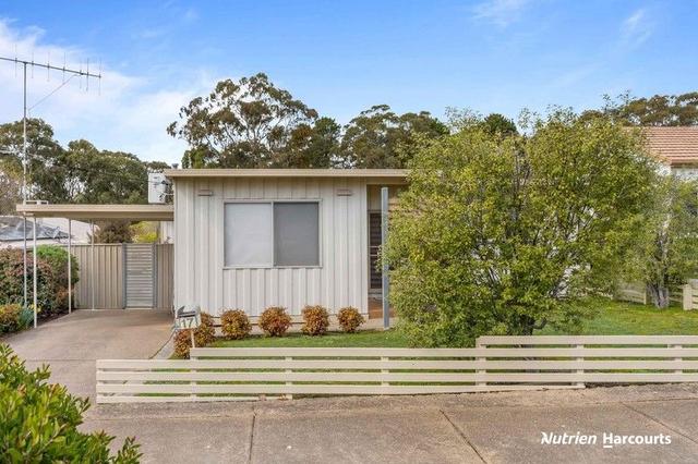 1/17 Barkly Street West, VIC 3377