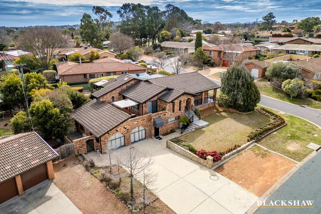 15 Twelvetrees Crescent, ACT 2615