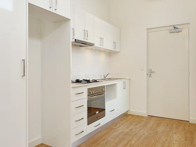 8/12 Bushlark Turn, WA 6210