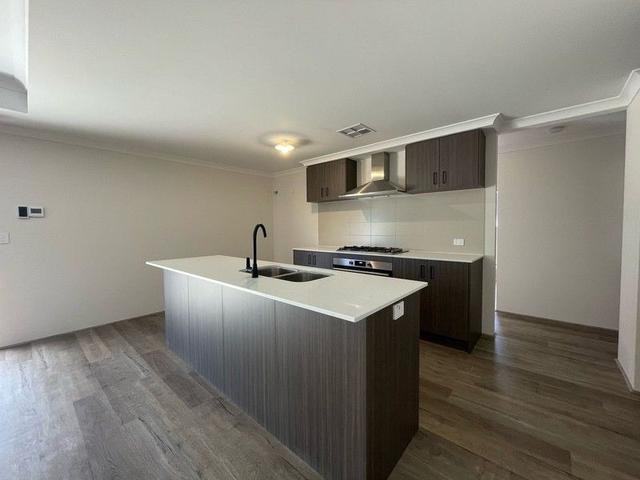 19 Citrine Way, WA 6176