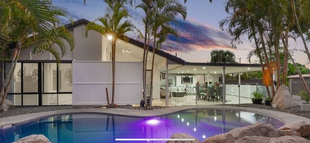 134 Middle Road, QLD 4124