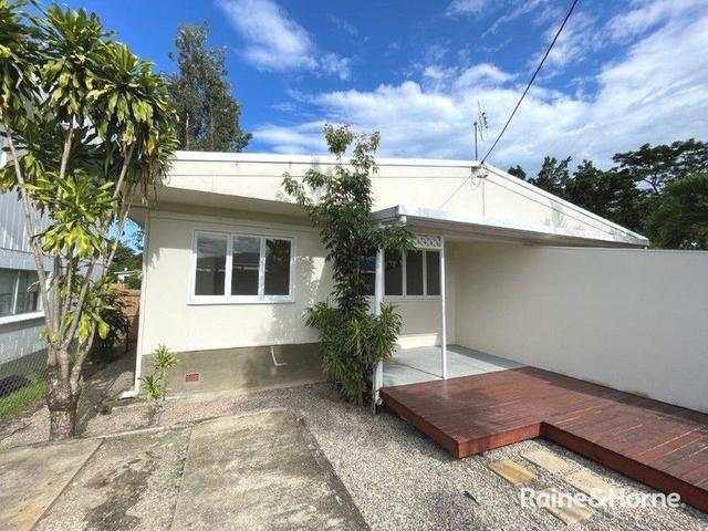 2/7 Andrews Street, QLD 4873