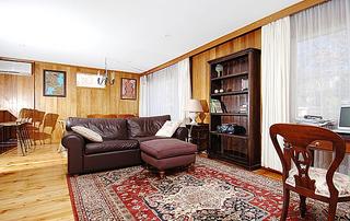 Lounge (2005-08-04)