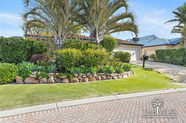 27 Laguna  Green, WA 6164