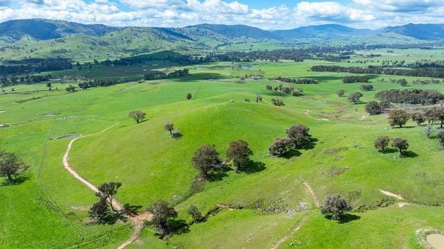 2/null Hibbersons Road, VIC 3701