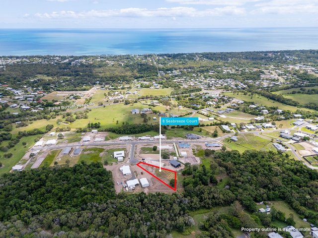 8 Sea Breeze Court, QLD 4655