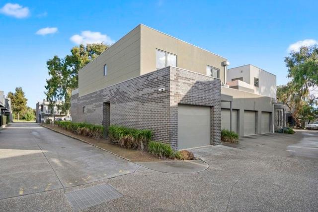 1/1 Vangelica Way, VIC 3752