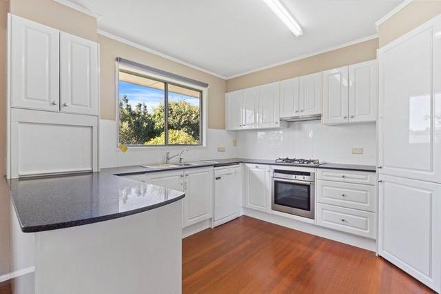 11 Streeton Parade, QLD 4053