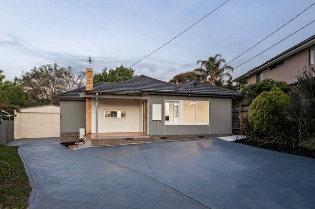 13 Simon Street, VIC 3130