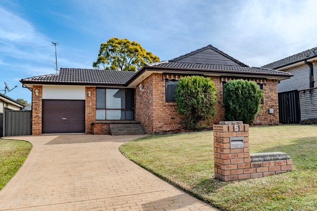 5 Chambers Street, NSW 2747
