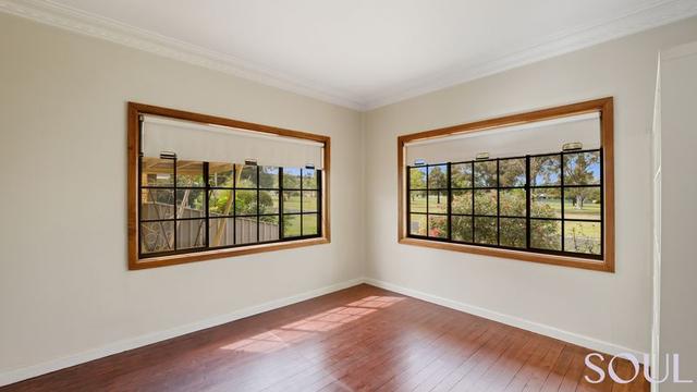 11 Knight Street, NSW 2680