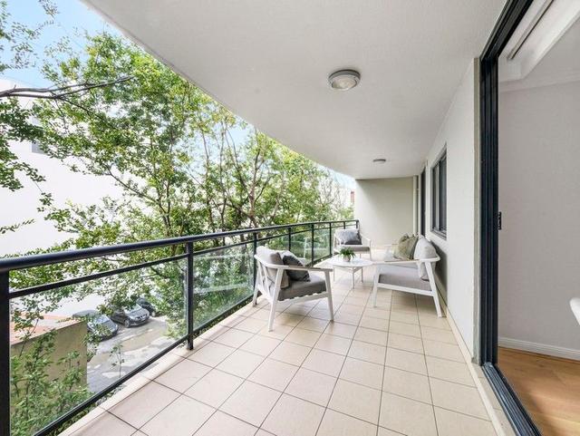 15/74-76 McLachlan Avenue, NSW 2011