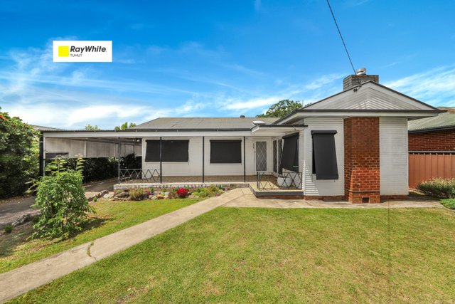 136 Simpson Street, NSW 2720