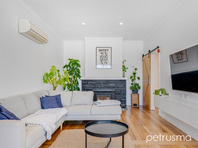 1/160 Clarence Street, TAS 7018