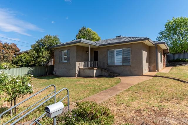 3 Parry Drive, NSW 2666