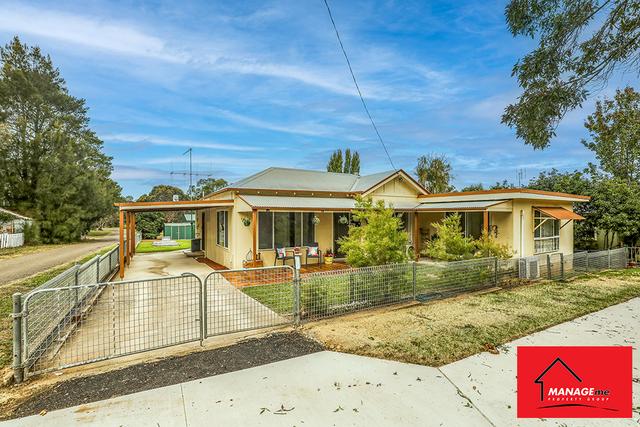14 Leake Street, NSW 2582