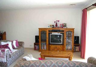 Lounge Room (2006-01-27)