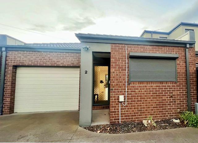 2/29 Loretta Boulevard, VIC 3029