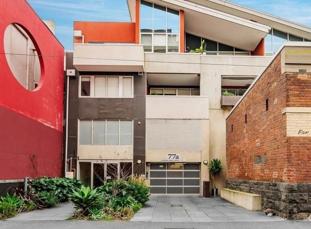2/77a Little Oxford Street, VIC 3066