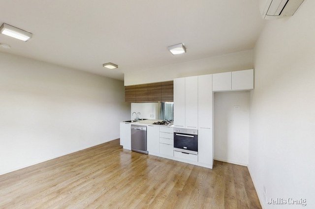1/84 Cade Way, VIC 3052