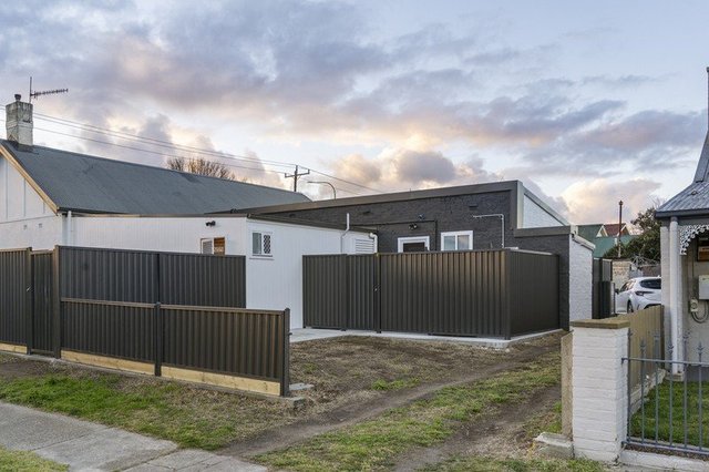 4/235 Bourke Street, NSW 2580
