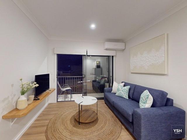 4/5a Tasman Street, QLD 4053