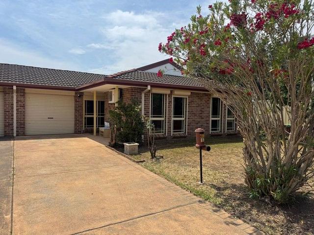 12 Silkyoak Grove, NSW 2190