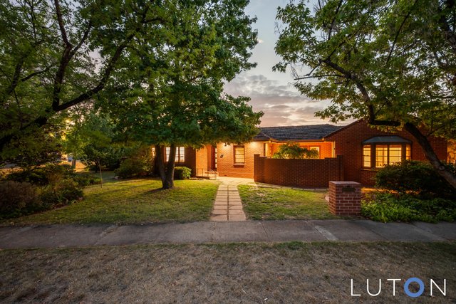 2 Hovell Street, ACT 2603