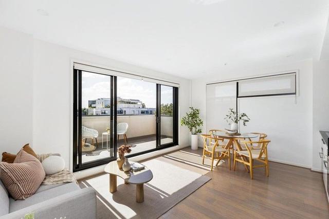 601/4-8 Breese Street, VIC 3056