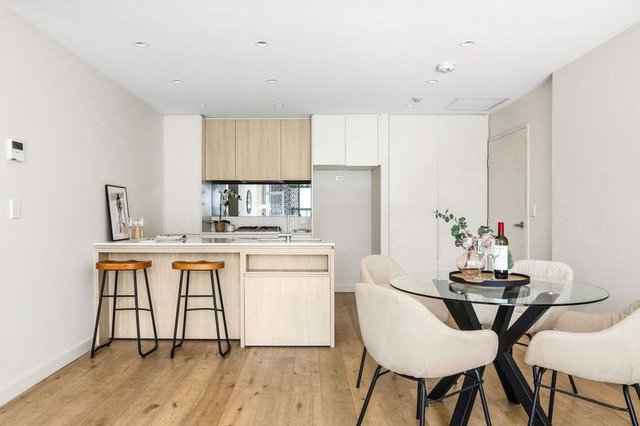 207/31-33 New Canterbury Road, NSW 2049