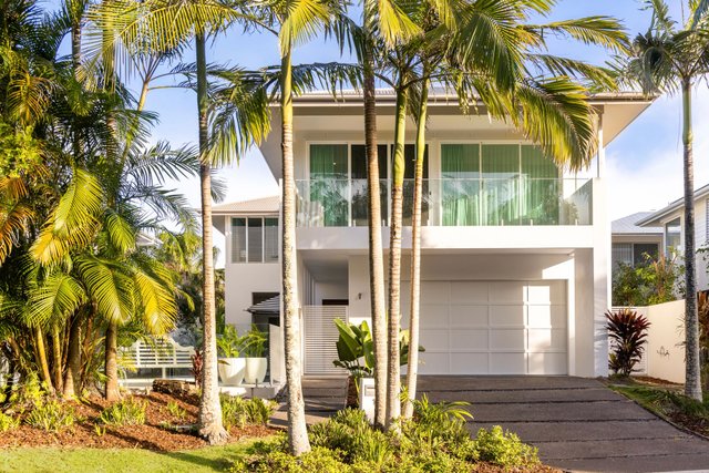 10 Sunset Beach Avenue, QLD 4573