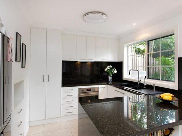 1/39 Holmesbrook Street, QLD 4060