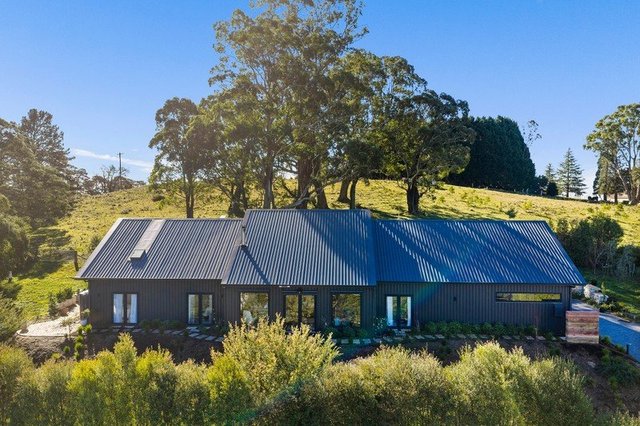 84 Middle Road, NSW 2579