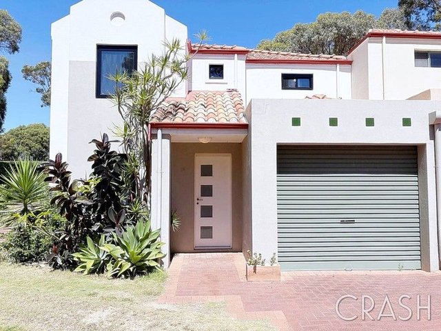 76 Long Island Pass, WA 6027