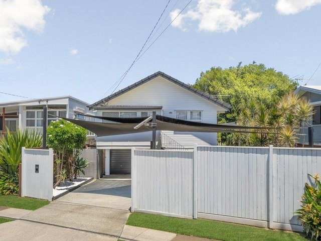 127 North Road, QLD 4017