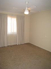 Bedroom 1 (2012-04-10)