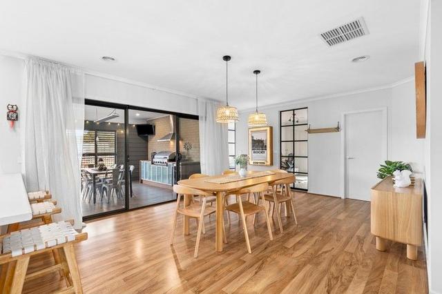 39 Scotland Court, VIC 3331