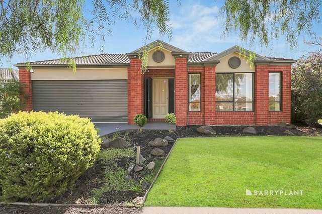 18 Bracken Way, VIC 3752
