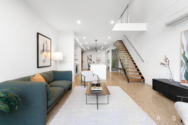 2/11 Fielding Street, VIC 3013