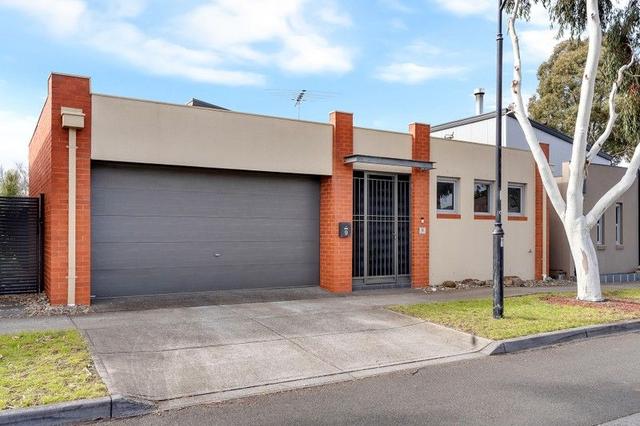 9 Thirlestane Place, VIC 3064