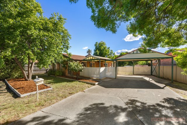 16 Sherwood Circuit, ACT 2906