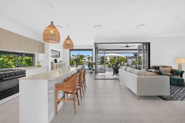 32 Harbour Rise, QLD 4212