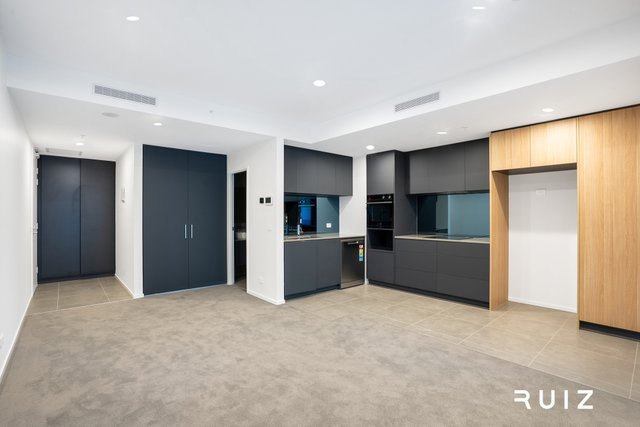 320/327 Northbourne Avenue, ACT 2602